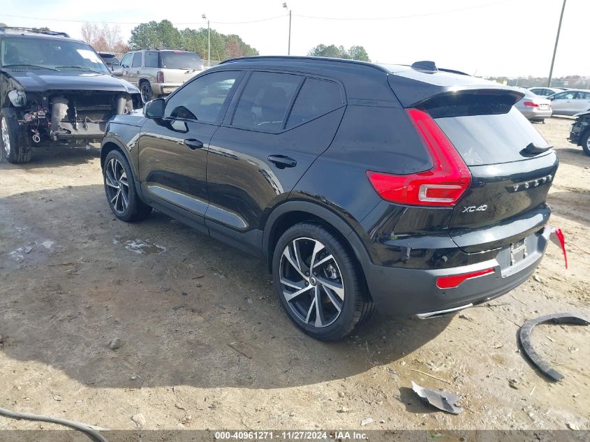 2019 Volvo Xc40 T5 R-Design VIN: YV4162UM7K2140627 Lot: 40961271