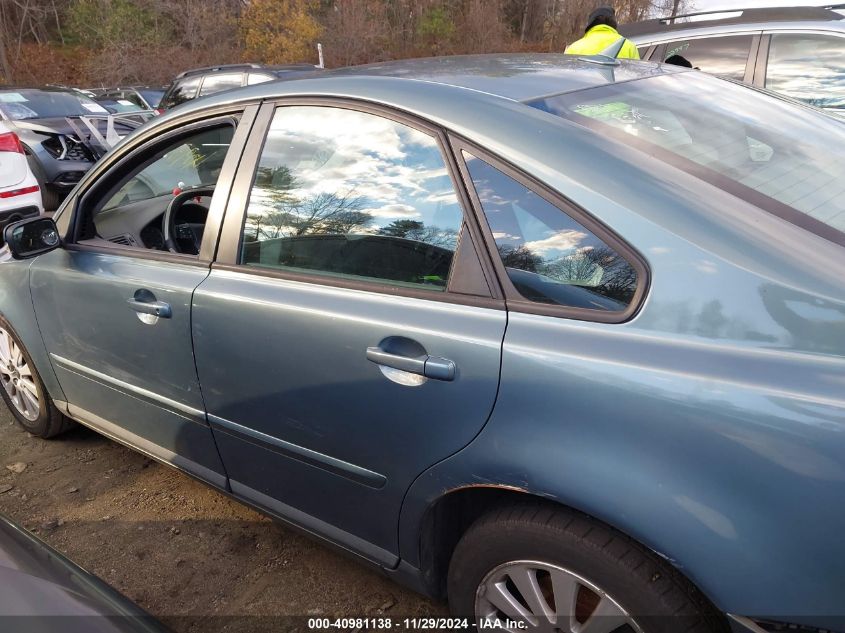 2004 Volvo S40 2.4I VIN: YV1MS382242027630 Lot: 40981138