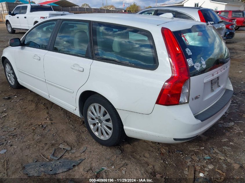 2010 Volvo V50 2.4I VIN: YV1382MW3A2572440 Lot: 40986196