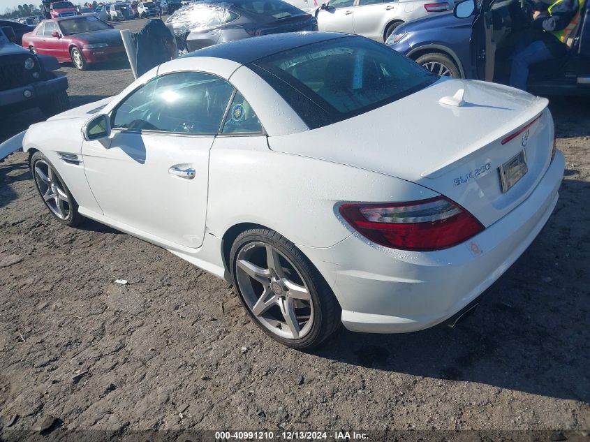 2015 Mercedes-Benz Slk 250 VIN: WDDPK4HA9FF105886 Lot: 40991210