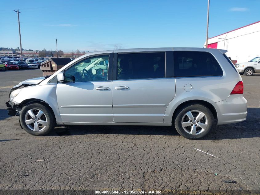 2010 Volkswagen Routan Se VIN: 2V4RW3D14AR295465 Lot: 40995045