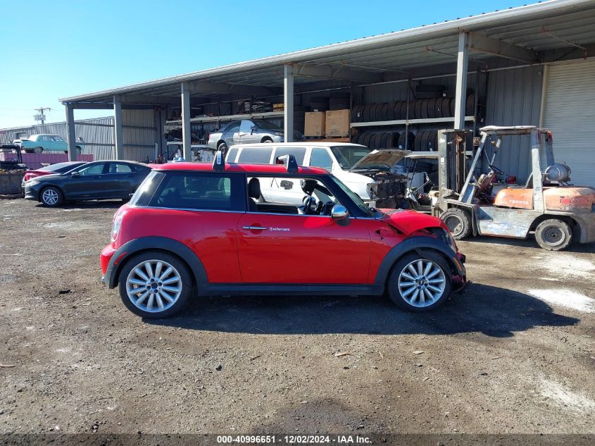 2013 Mini Hardtop Cooper VIN: WMWSU3C55DT371176 Lot: 40996651