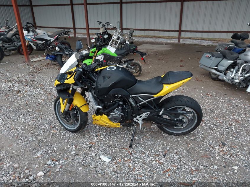 2024 Suzuki Gsx800 F VIN: JS1EM13B0R7102071 Lot: 41005147