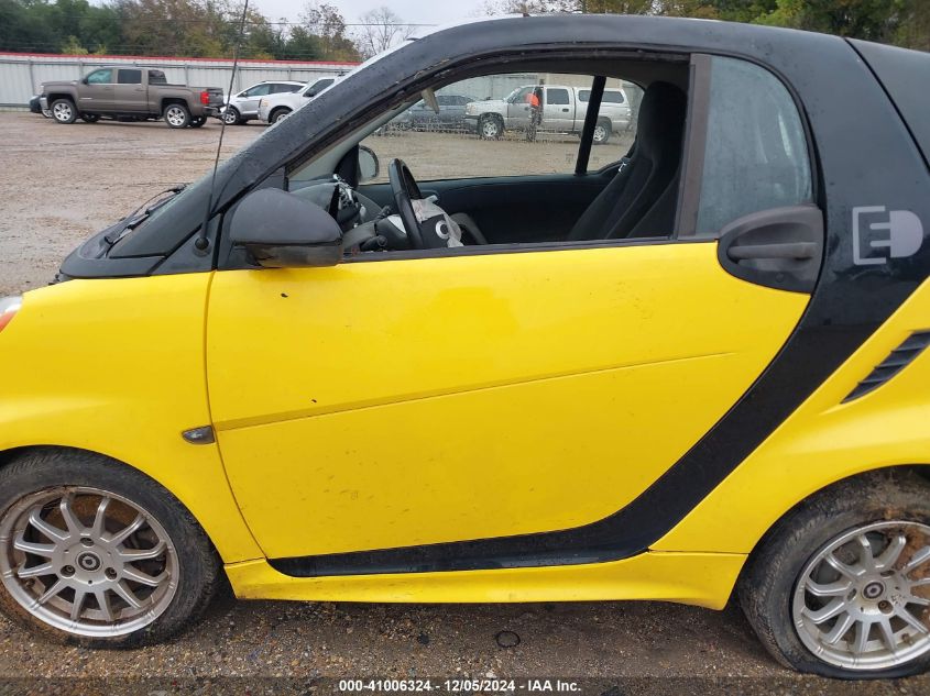 2014 Smart Fortwo Electric Drive Passion VIN: WMEEJ9AAXEK755586 Lot: 41006324