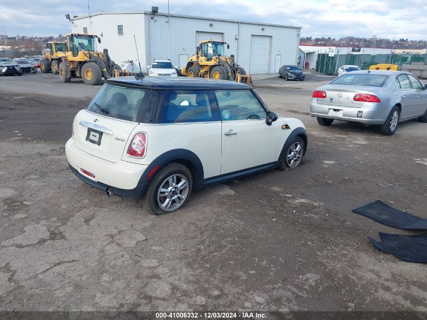 2013 Mini Hardtop Cooper VIN: WMWSU3C55DT679738 Lot: 41006332