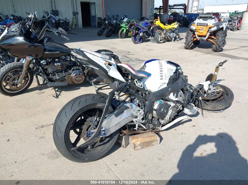 2018 BMW S 1000 Rr VIN: WB10D6007JZ710997 Lot: 41010104