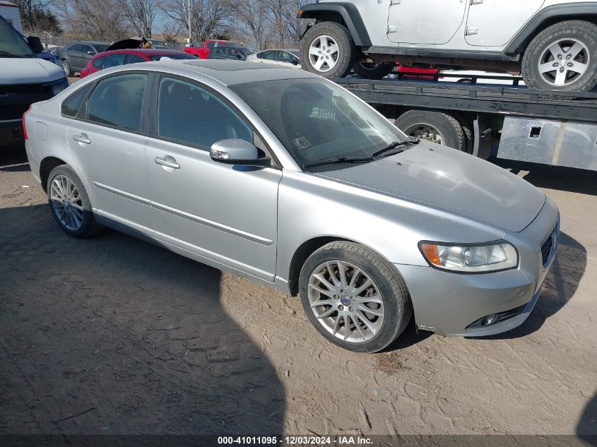 2011 Volvo S40 T5/T5 R-Design VIN: YV1672MS1B2536843 Lot: 41011095