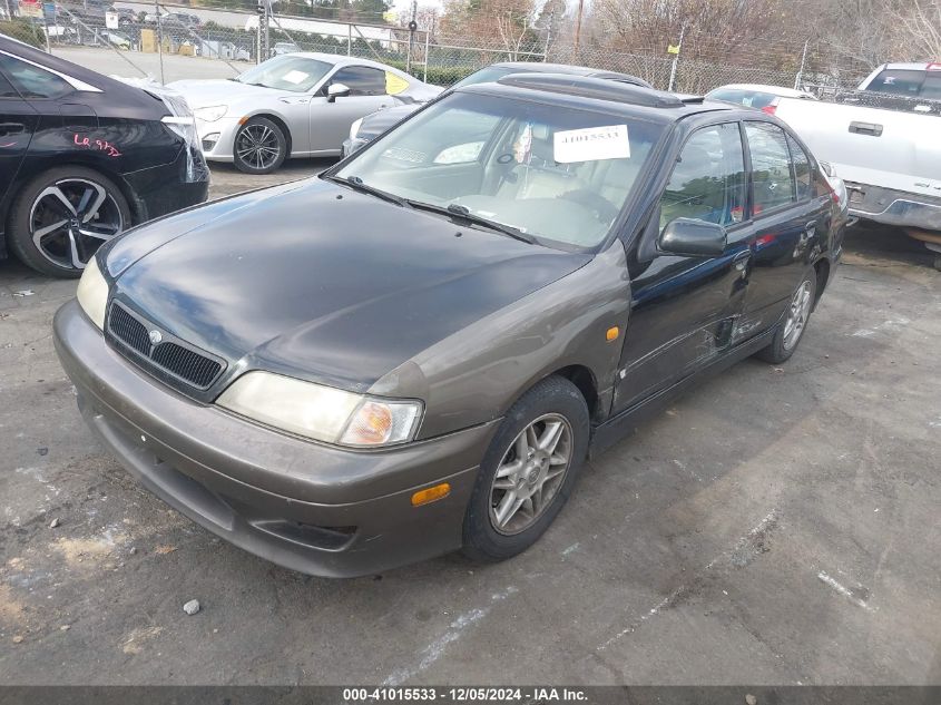 2000 Infiniti G20 Luxury/Touring VIN: JNKCP11A3YT308584 Lot: 41015533