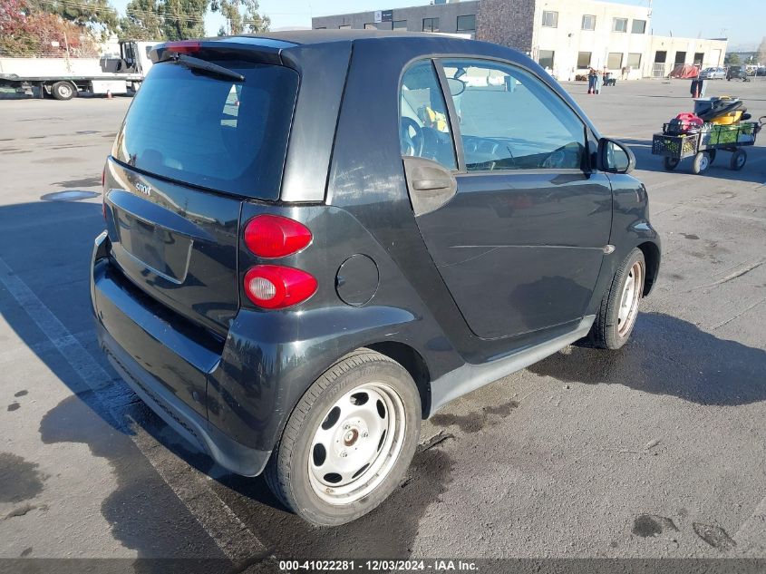 2013 Smart Fortwo Passion/Pure VIN: WMEEJ3BAXDK593470 Lot: 41022281