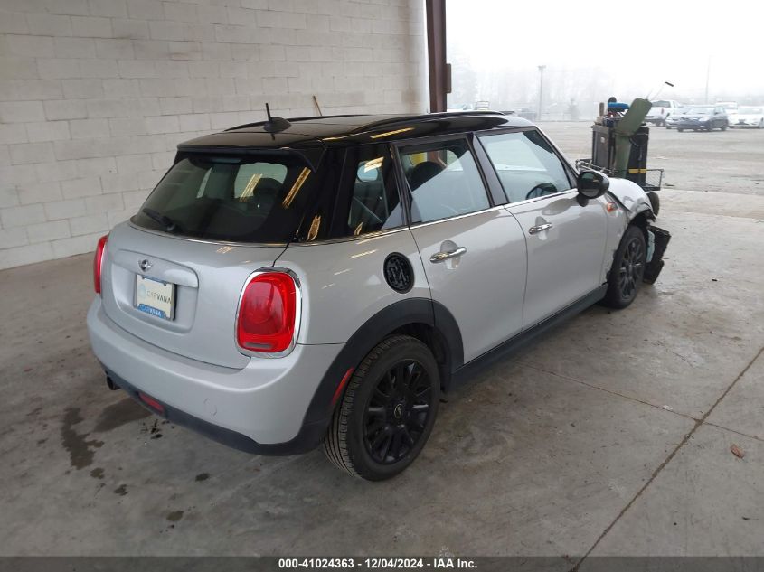 2015 Mini Hardtop Cooper VIN: WMWXS5C55FT827848 Lot: 41024363