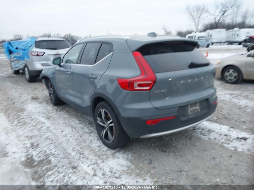 2023 Volvo Xc40 Plus Bright Theme VIN: YV4L12UE6P2047721 Lot: 41029215