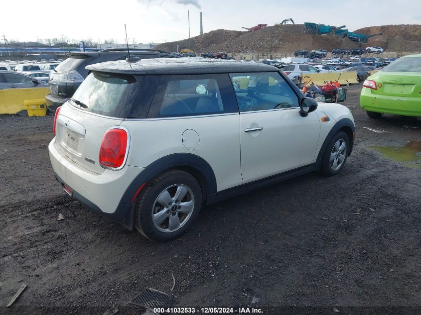 2015 Mini Hardtop Cooper VIN: WMWXM5C5XF3B34058 Lot: 41032533