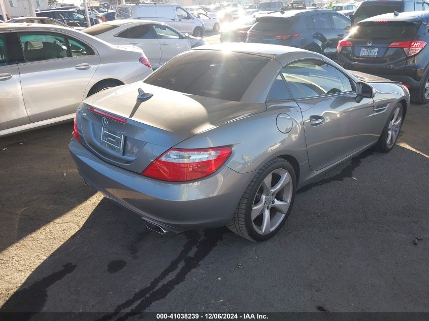 2012 Mercedes-Benz Slk 350 VIN: WDDPK5HA5CF008640 Lot: 41038239