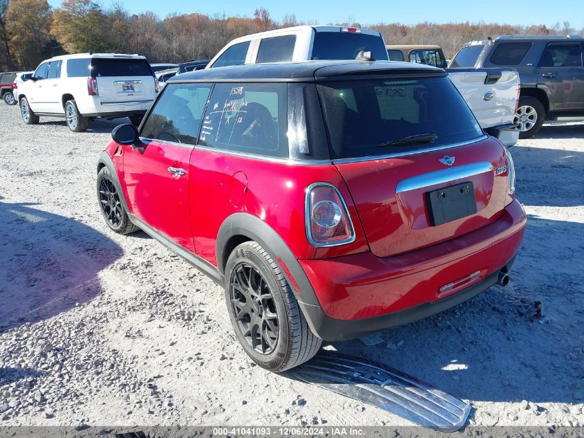 2013 Mini Hardtop Cooper VIN: WMWSU3C51DT685617 Lot: 41041093