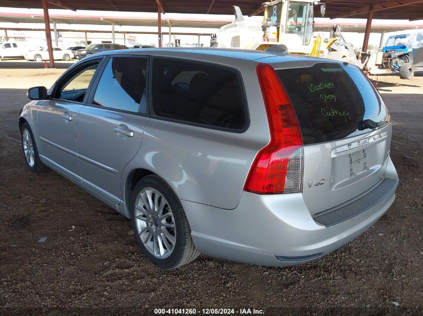 2010 Volvo V50 2.4I VIN: YV1382MW1A2540019 Lot: 41041260