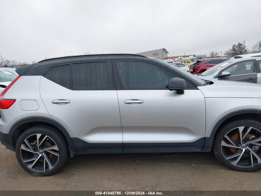 2019 Volvo Xc40 T5 R-Design VIN: YV4162UM8K2102615 Lot: 41048795