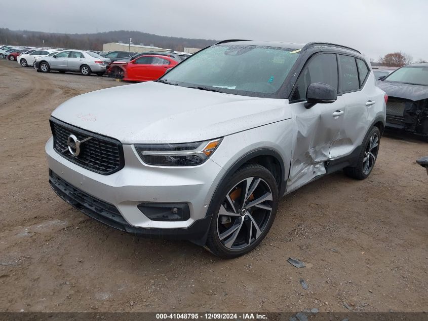 2019 Volvo Xc40 T5 R-Design VIN: YV4162UM8K2102615 Lot: 41048795