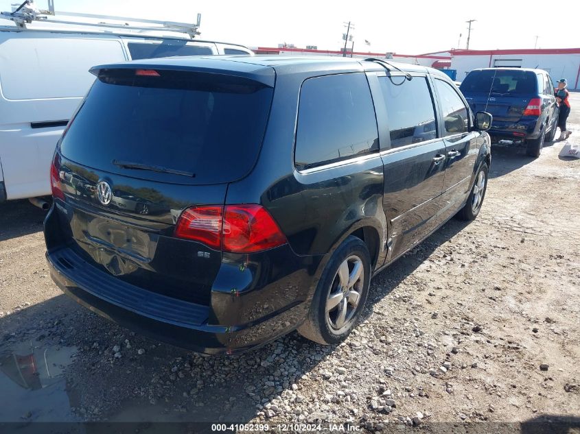 2010 Volkswagen Routan Se VIN: 2V4RW3D19AR407841 Lot: 41052399