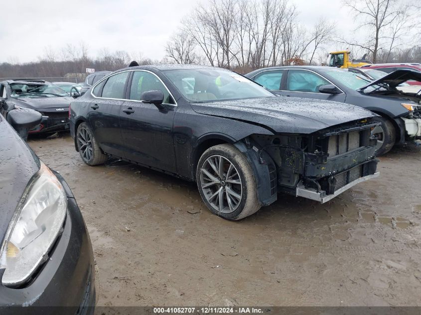 2017 Volvo S90 T6 Momentum VIN: YV1A22MK4H1015784 Lot: 41052707