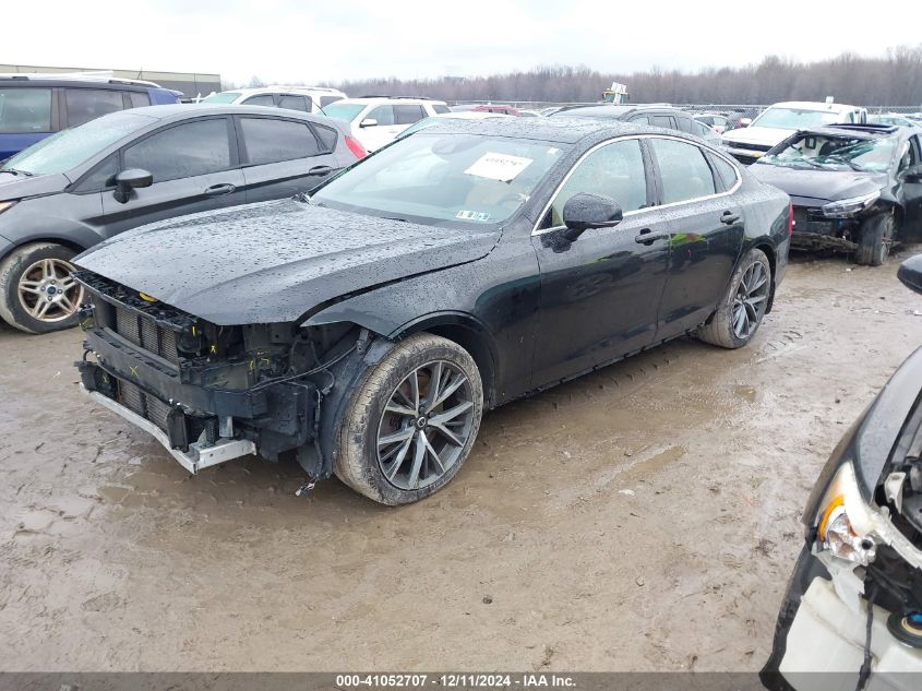 2017 Volvo S90 T6 Momentum VIN: YV1A22MK4H1015784 Lot: 41052707