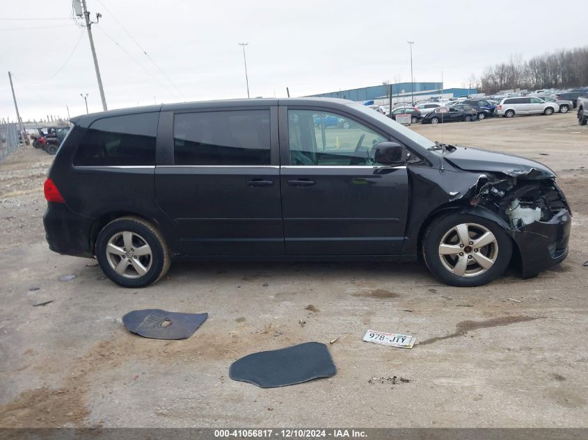 2010 Volkswagen Routan Se VIN: 2V4RW3D11AR305837 Lot: 41056817