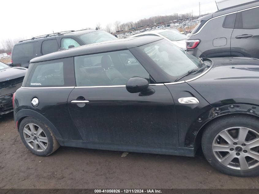 2014 Mini Hardtop Cooper S VIN: WMWXM7C58ET969826 Lot: 41056926