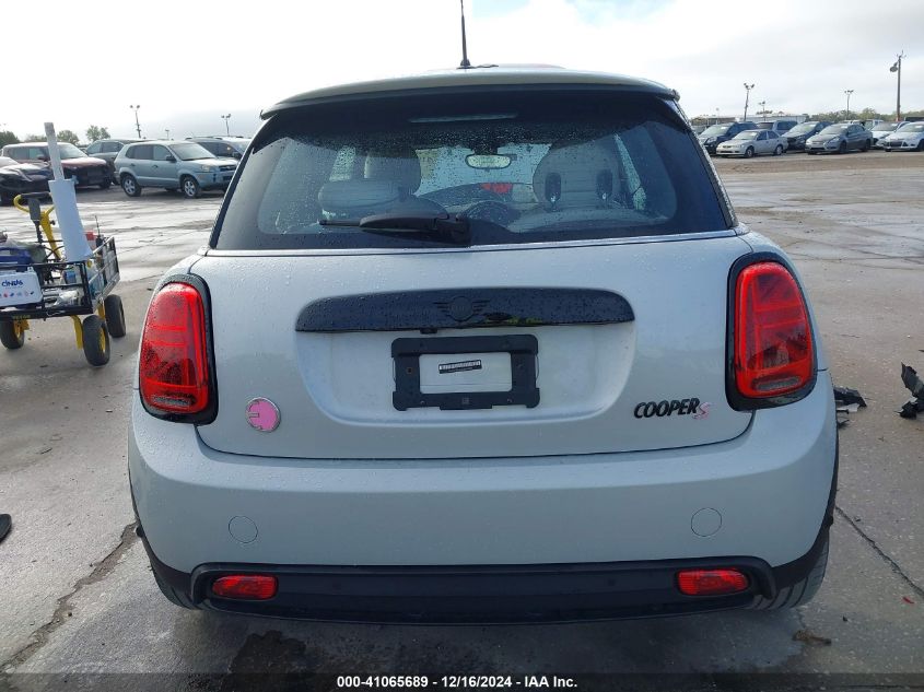 2022 Mini Se Hardtop Cooper VIN: WMW13DJ04N2R55085 Lot: 41065689