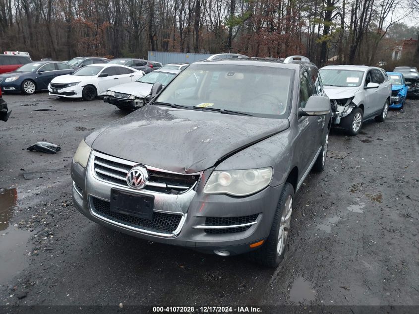 2008 Volkswagen Touareg 2 V8 Fsi VIN: WVGCB77L48D002575 Lot: 41072028