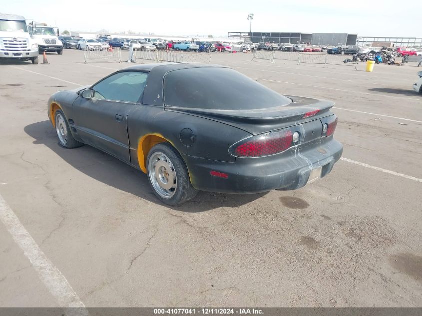 1999 Pontiac Firebird VIN: 2G2FS22K5X2205597 Lot: 41077041