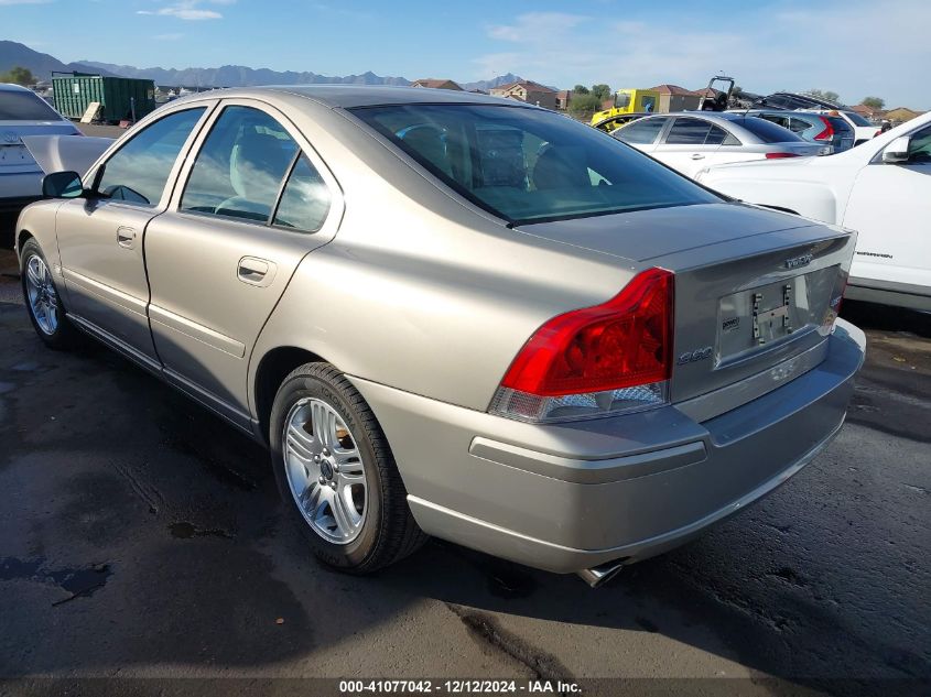 2005 Volvo S60 2.5T VIN: YV1RS592052442463 Lot: 41077042