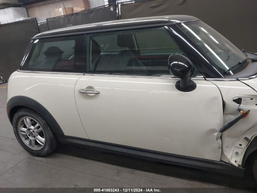 2013 Mini Hardtop Cooper VIN: WMWSU3C50DT684829 Lot: 41083243