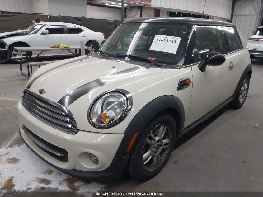 2013 Mini Hardtop Cooper VIN: WMWSU3C50DT684829 Lot: 41083243