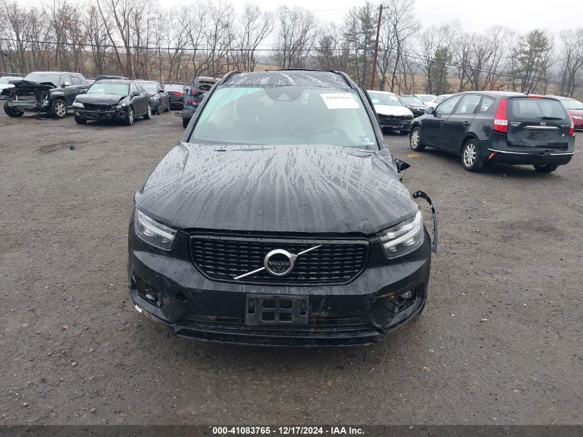 2019 Volvo Xc40 T5 Momentum/T5 R-Design VIN: YV4162XZ5K2013799 Lot: 41083765