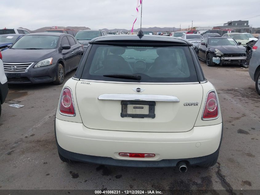 2013 Mini Hardtop Cooper VIN: WMWSU3C55DT685782 Lot: 41086231