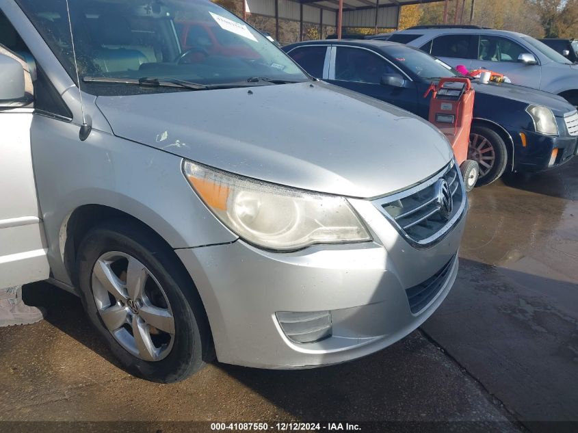 2010 Volkswagen Routan Se VIN: 2V4RW3D11AR407834 Lot: 41087550