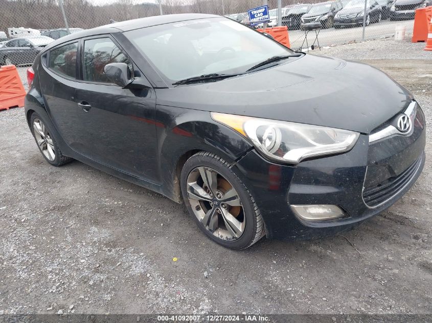 2012 Hyundai Veloster Base W/Red/Black VIN: KMHTC6AD2CU077793 Lot: 41092007