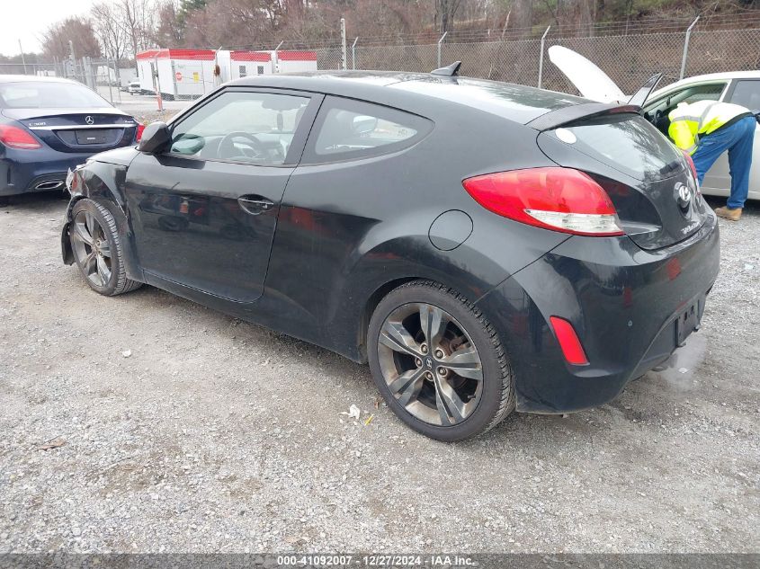 2012 Hyundai Veloster Base W/Red/Black VIN: KMHTC6AD2CU077793 Lot: 41092007