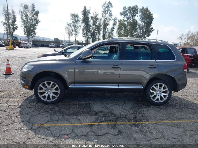 2010 Volkswagen Touareg Vr6 Fsi VIN: WVGBF7A94AD003955 Lot: 41092445