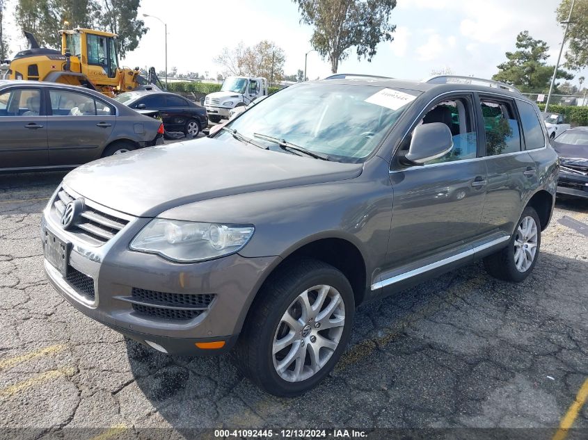 2010 Volkswagen Touareg Vr6 Fsi VIN: WVGBF7A94AD003955 Lot: 41092445