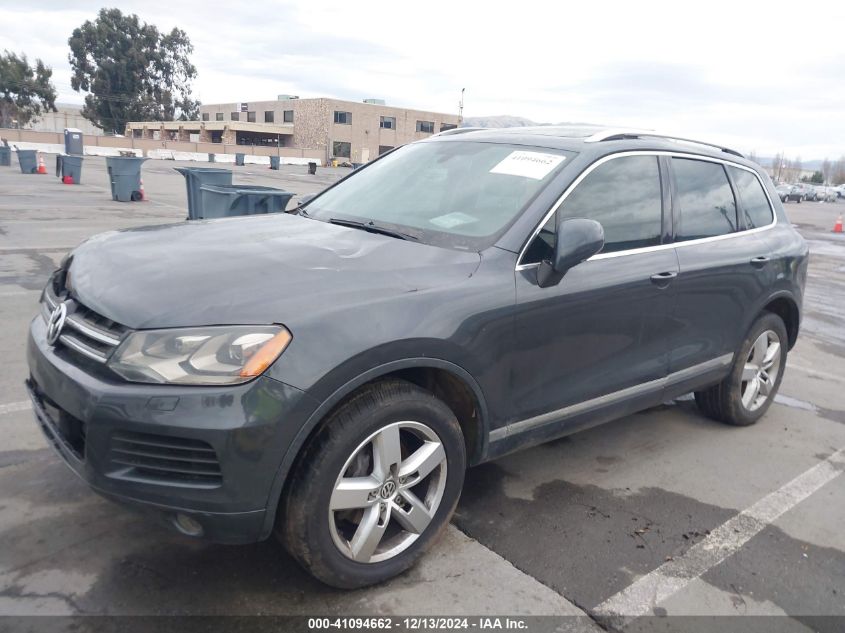 2013 Volkswagen Touareg Tdi Lux VIN: WVGEP9BP7DD010339 Lot: 41094662