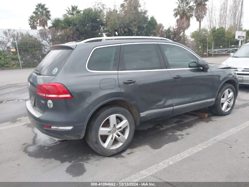 2013 Volkswagen Touareg Tdi Lux VIN: WVGEP9BP7DD010339 Lot: 41094662