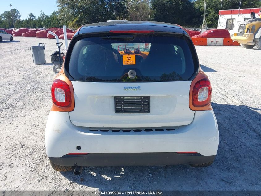 2016 Smart Fortwo Passion/Prime/Proxy/Pure VIN: WMEFJ5DA3GK075072 Lot: 41095934