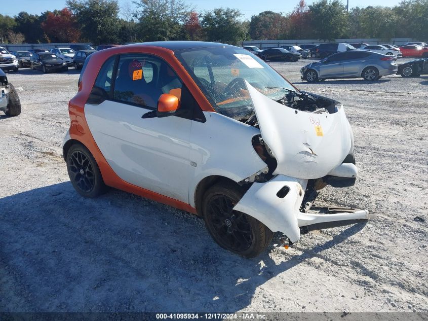 2016 Smart Fortwo Passion/Prime/Proxy/Pure VIN: WMEFJ5DA3GK075072 Lot: 41095934