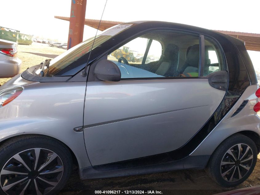 2013 Smart Fortwo Passion/Pure VIN: WMEEJ3BA9DK655098 Lot: 41096217