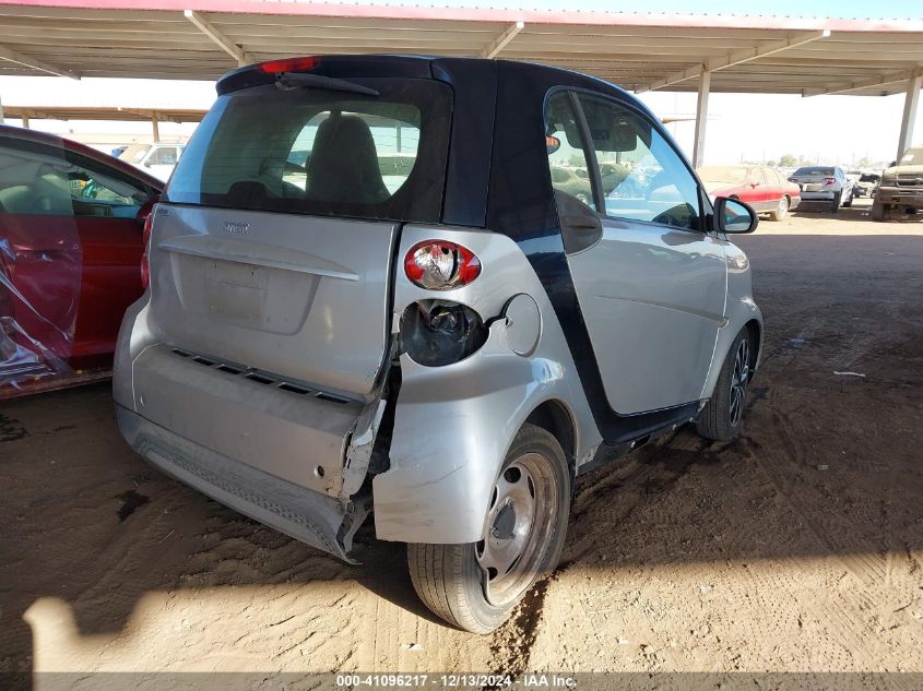 2013 Smart Fortwo Passion/Pure VIN: WMEEJ3BA9DK655098 Lot: 41096217