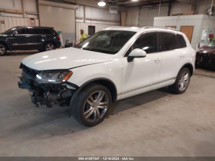 2013 Volkswagen Touareg Vr6 Executive VIN: WVGEF9BPXDD000861 Lot: 41097047