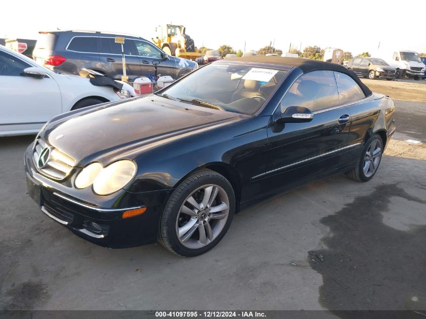 2008 Mercedes-Benz Clk 350 VIN: WDBTK56FX8T094039 Lot: 41097595