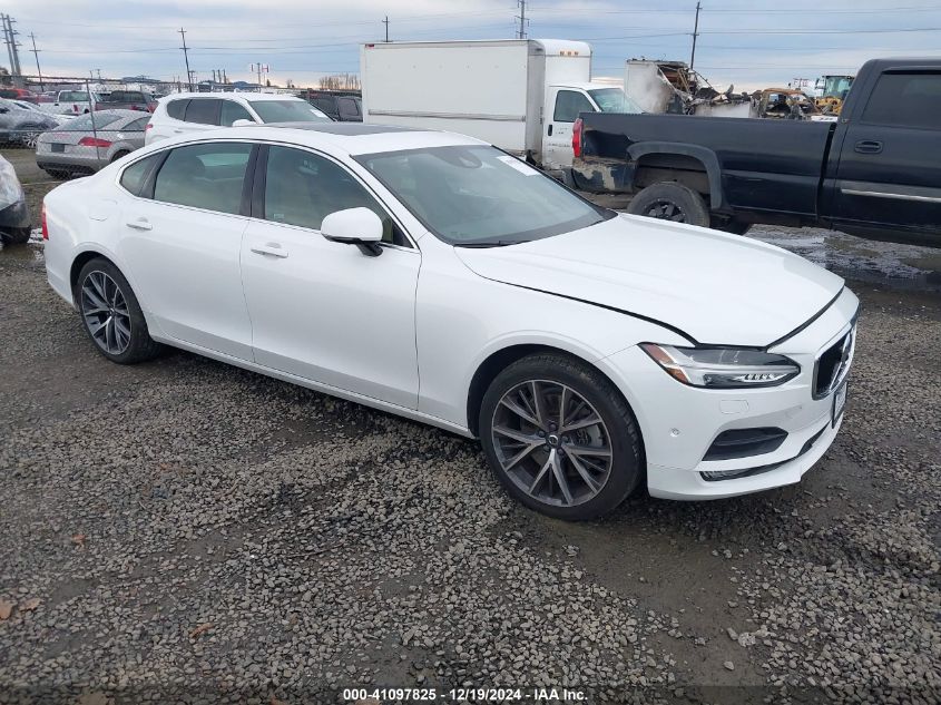 2018 Volvo S90 T6 Momentum VIN: LVY992MK2JP038013 Lot: 41097825