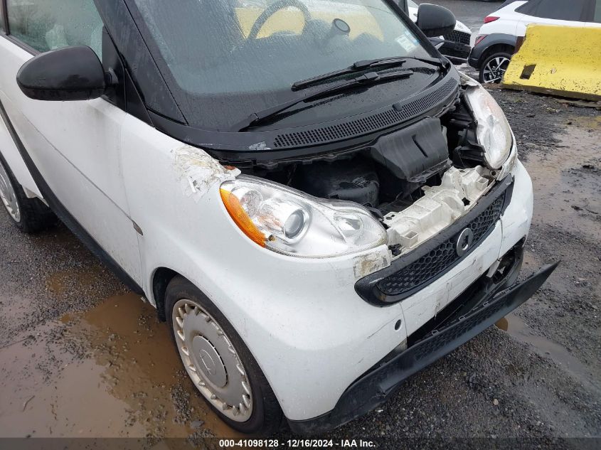 2014 Smart Fortwo Passion/Pure VIN: WMEEJ3BA2EK750068 Lot: 41098128