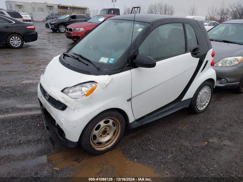 2014 Smart Fortwo Passion/Pure VIN: WMEEJ3BA2EK750068 Lot: 41098128